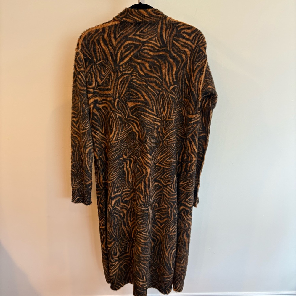 New Free People Animal Print Cardi Duster Maxi small Furry Side Slit Soft $298 - Picture 7 of 9